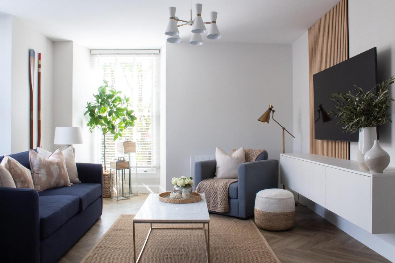 John Lewis Apartment Aberaeron Eksteriør bilde